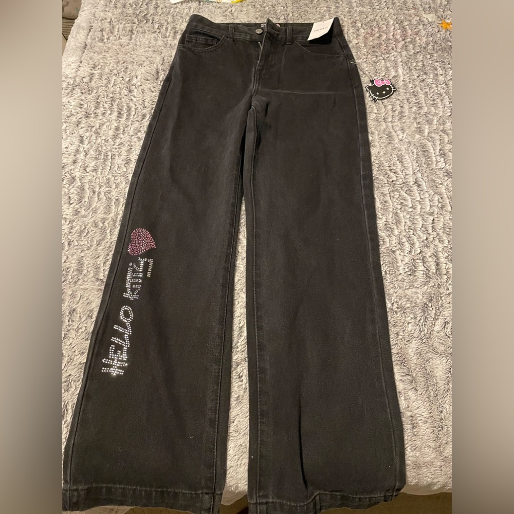 Rhinestone Hello Kitty Straight Jeans size 26 - Picture 5 of 6